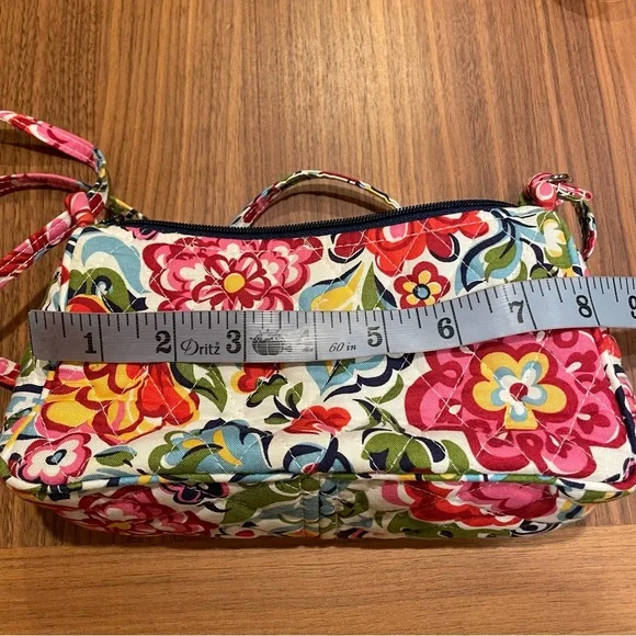 Vera Bradley Small Adjustable Strap Purse - Picture 7 of 10